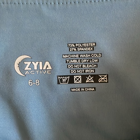 Zyia Light and Tight Leggings - Picture 5 of 7